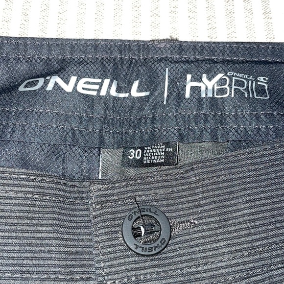 NWT O’Neill hybrid shorts in dark grey. Men 30. Classic skater and street style! - Picture 2 of 10